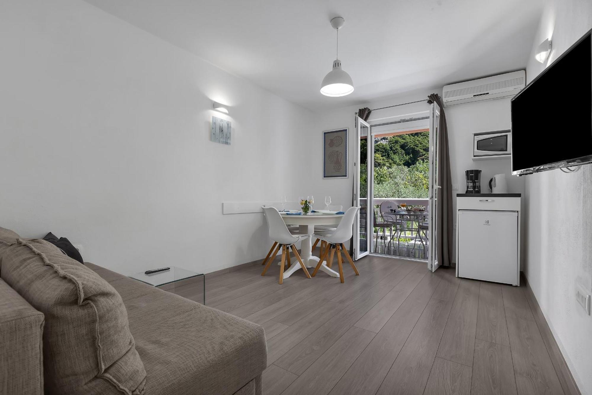 Apartments Villa Katarina 투체피 객실 사진